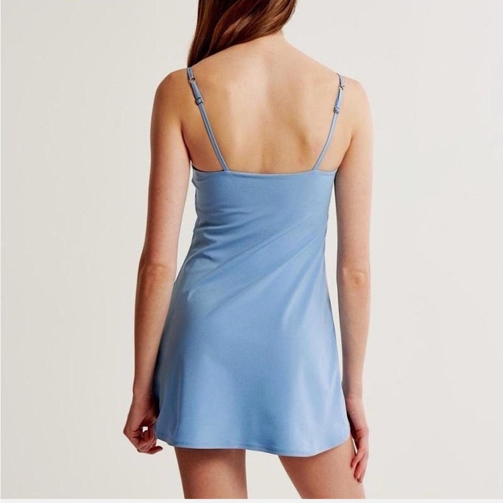 Abercrombie & Fitch blue Traveler Mini Dress Built In Shorts Stretchy size MT - Picture 3 of 8